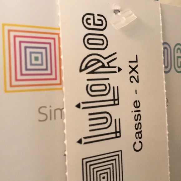 Cassie skirt - Picture 2 of 3